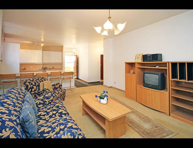 1 BEDROOM APARTMENT FOR SALE IN HOUGHTON ESTATE